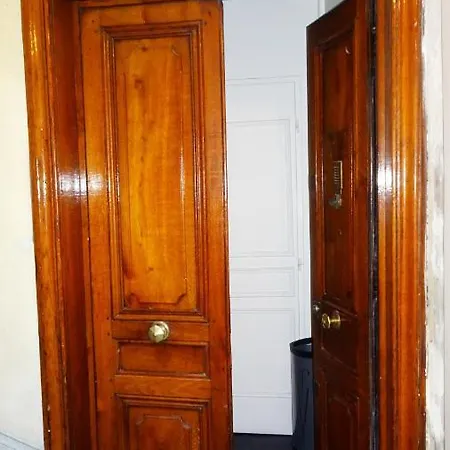Labourselyon Apartment Lyon